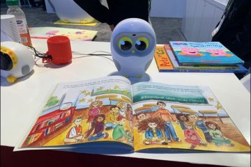 Luka, Picture Book Reading Robot