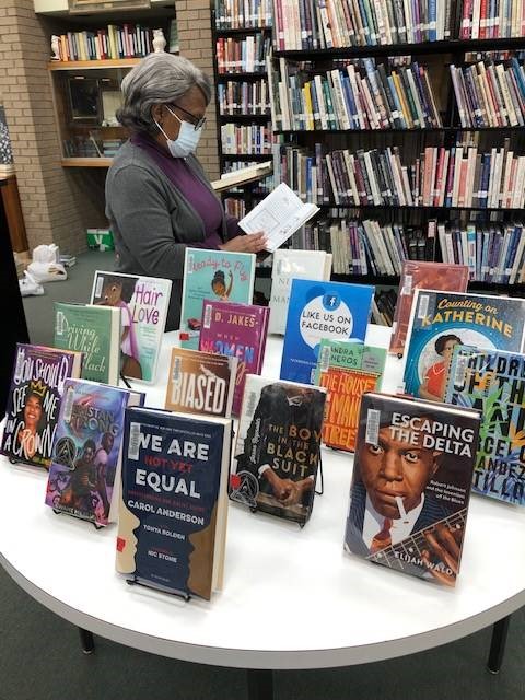 Barbara reading from the Ripley Library display 😷