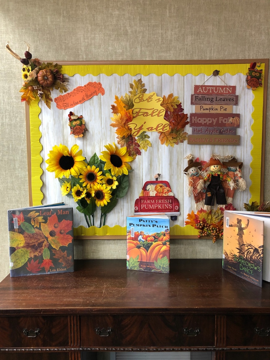 Ripley Fall Display