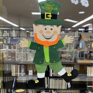 Corinth Library March 2022 St. Patrick's Day decorations 🍀