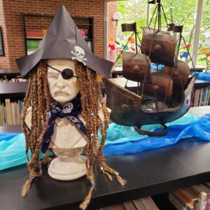 Corinth Library Summer Reading 2022 decorations