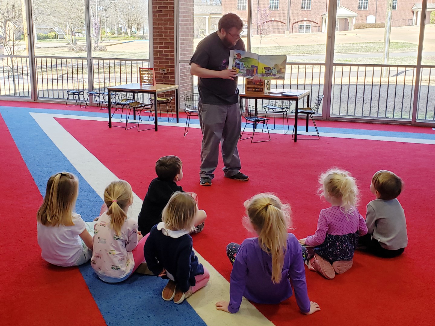 story-time-at-the-corinth-library-northeast-regional-library